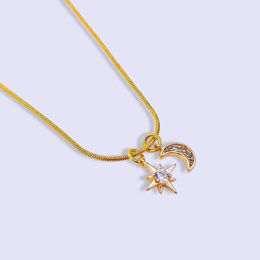 Collier LUNE ET ETOILE PLAQUE OR